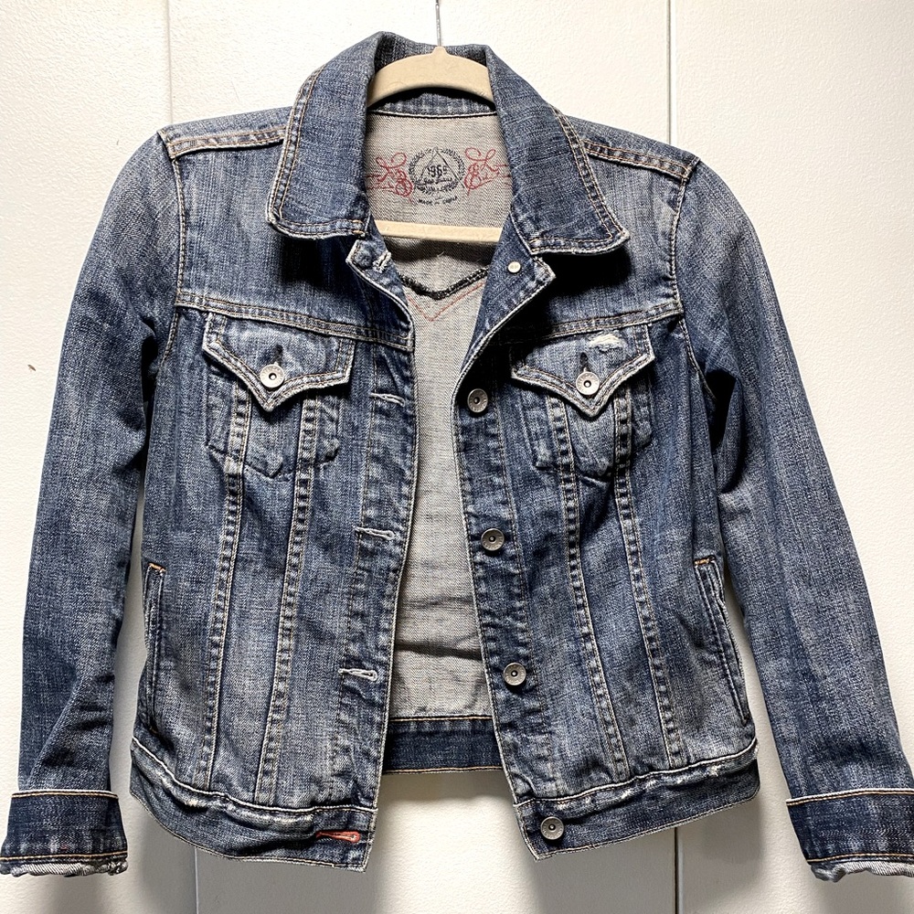 The Gap xs limited edition Jean jacket. EUC